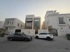 Villa for rent in Al-Yasmeen: 7 master bedrooms, a majlis, a living area, a kitchen, a maid's room, and a laundry room.