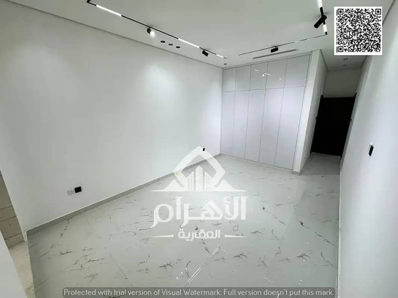 11 854836486-1066x800. webp