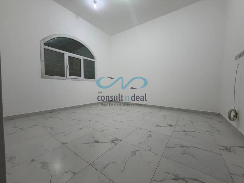 9 0bc35f2f-cbb0-4273-a8bf-3d87edf171e2. jpg