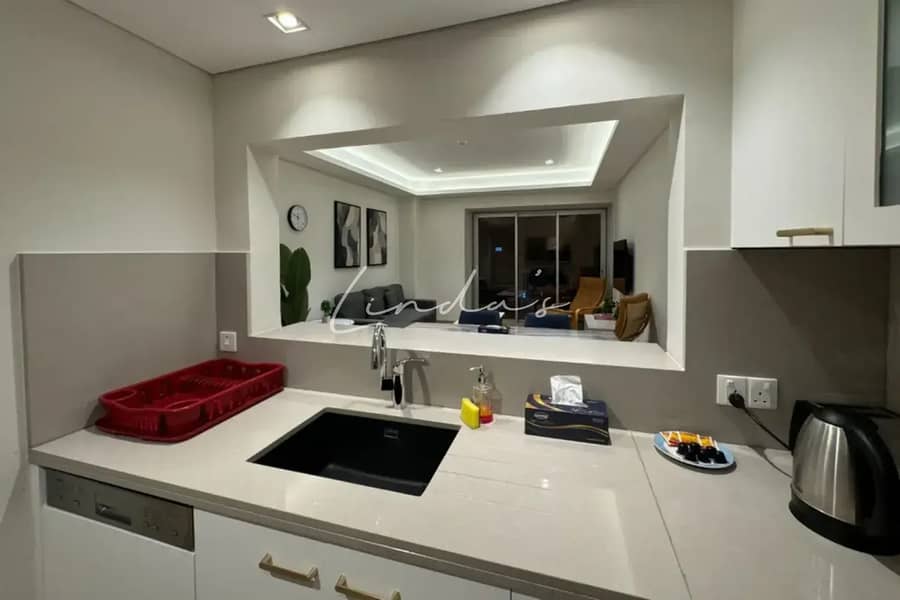 5 images image img