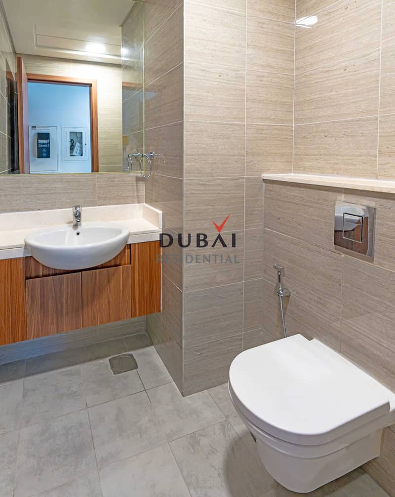 12 Common-washroom. jpg