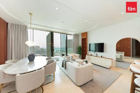 2 Bedroom Flat for Sale in Palm Jumeirah, Dubai - Exclusive Waterfront Living On Palm 2 Bedroom Flat for Sale in Palm Jumeirah, Dubai - Exclusive Waterfront Living On Palm