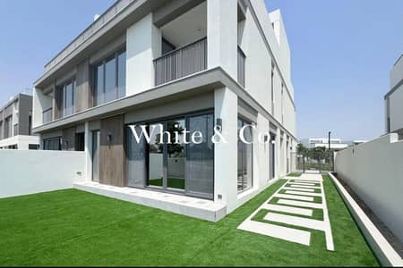 4 Bedroom Villa for Rent in Tilal Al Ghaf, Dubai - Sunset views | Single row | Landscaped