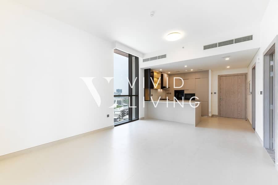 Vacant | Unfurnished | Large Layout Vacant | Unfurnished | Large Layout