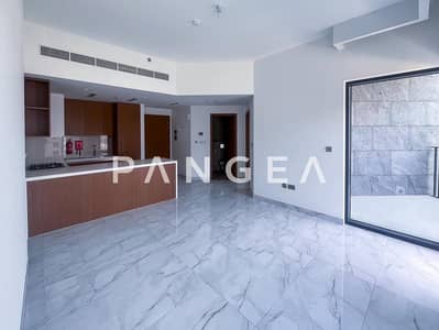 1 Bedroom Apartment for Rent in Dubai Studio City, Dubai - Vacant | Pool and Community View | Kitchen Equipped 1 Bedroom Apartment for Rent in Dubai Studio City, Dubai - Vacant | Pool and Community View | Kitchen Equipped