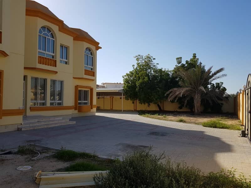 5 bedrooms villa for rent in Dubai mizhar one