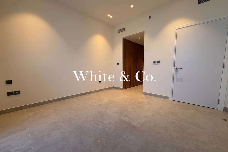 Mid Floor Level | JGE Facing |Great Price Mid Floor Level | JGE Facing |Great Price