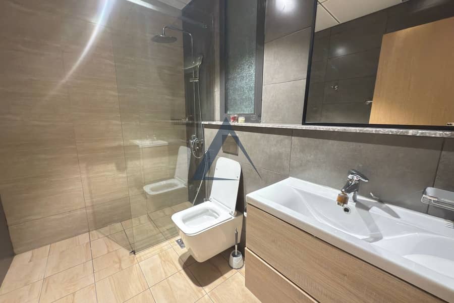 10 Property Image