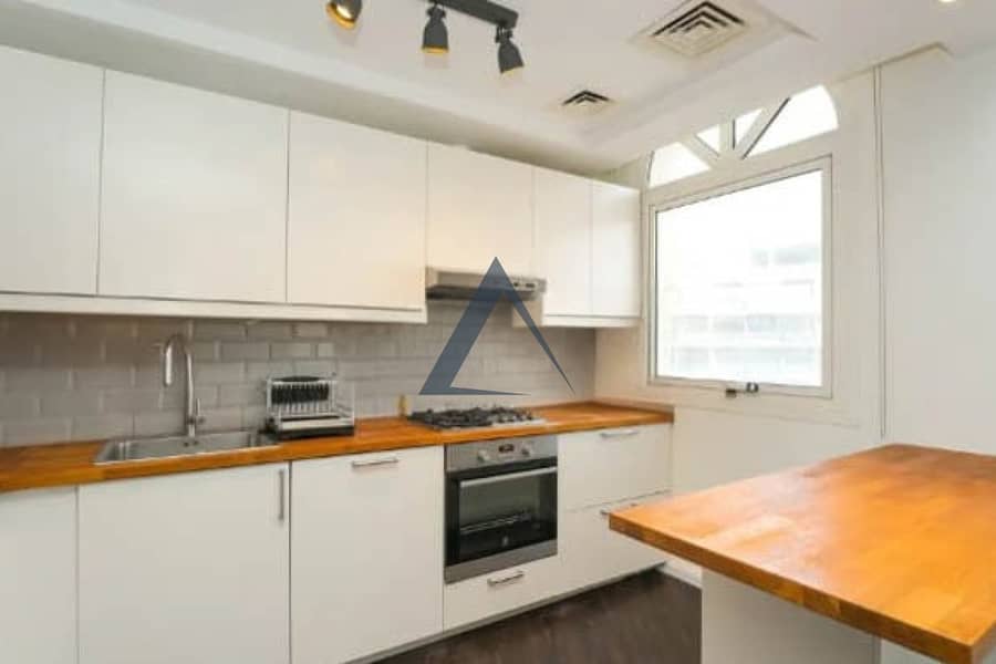 11 Property Image