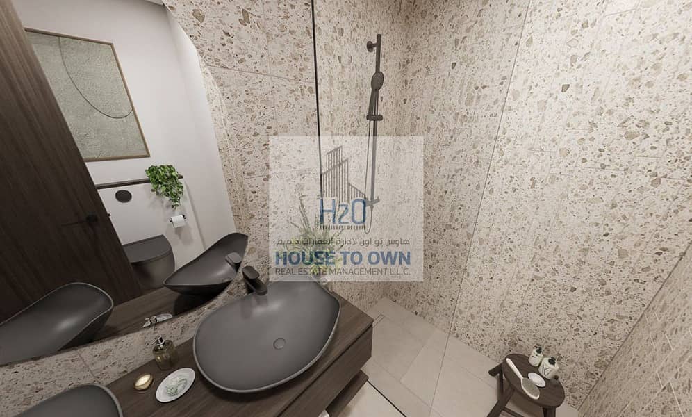 10 Master Bathroom . png