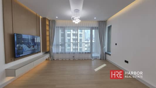 1 Bedroom Flat for Sale in Downtown Dubai, Dubai - Semi-Furnished | Premium Renovation | Move-in-ready