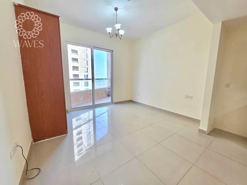 High Floor | Lake View | Lakeside Tower A High Floor | Lake View | Lakeside Tower A