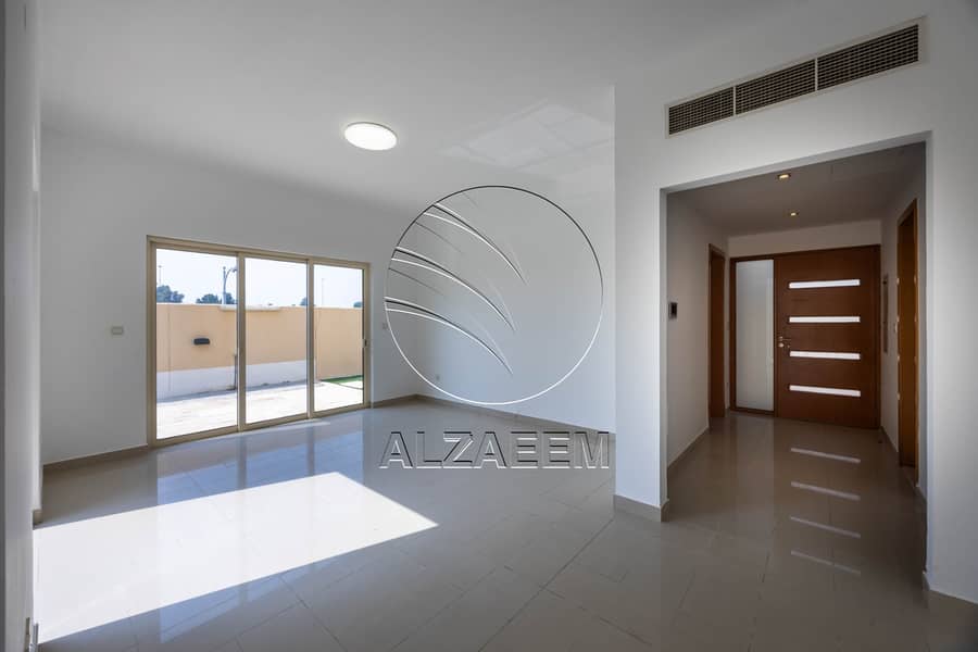 7 021A0014-HDR. jpg
