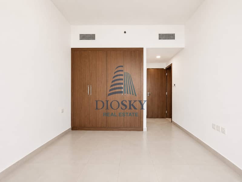 5 Image 5
