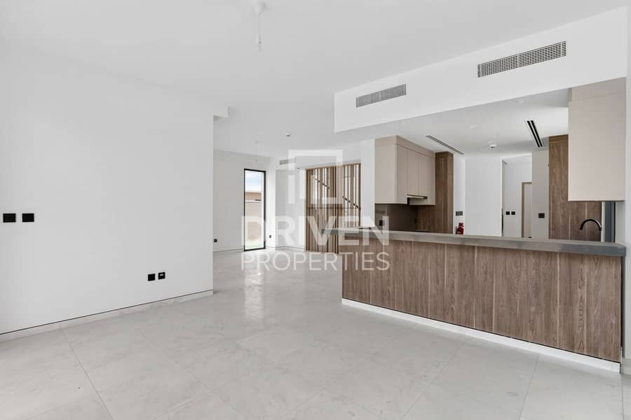 Open Kitchen | Vacant | Single Row Villa Open Kitchen | Vacant | Single Row Villa
