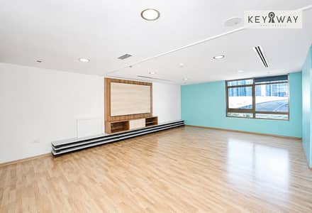 Office for Rent in Jumeirah Lake Towers (JLT), Dubai - Skyline Office | Prime JLT Location | Fully Fitted Office for Rent in Jumeirah Lake Towers (JLT), Dubai - Skyline Office | Prime JLT Location | Fully Fitted