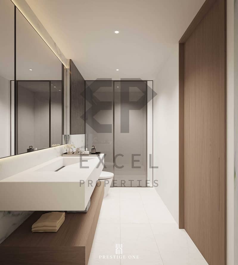 12 Bathroom. jpg