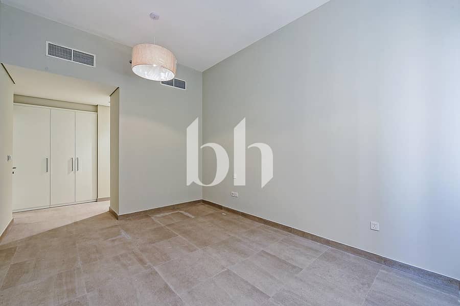 4 APM 361214 Larimar Apartments 402 A 02