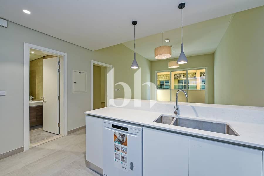 5 APM 361214 Larimar Apartments 402 A 02