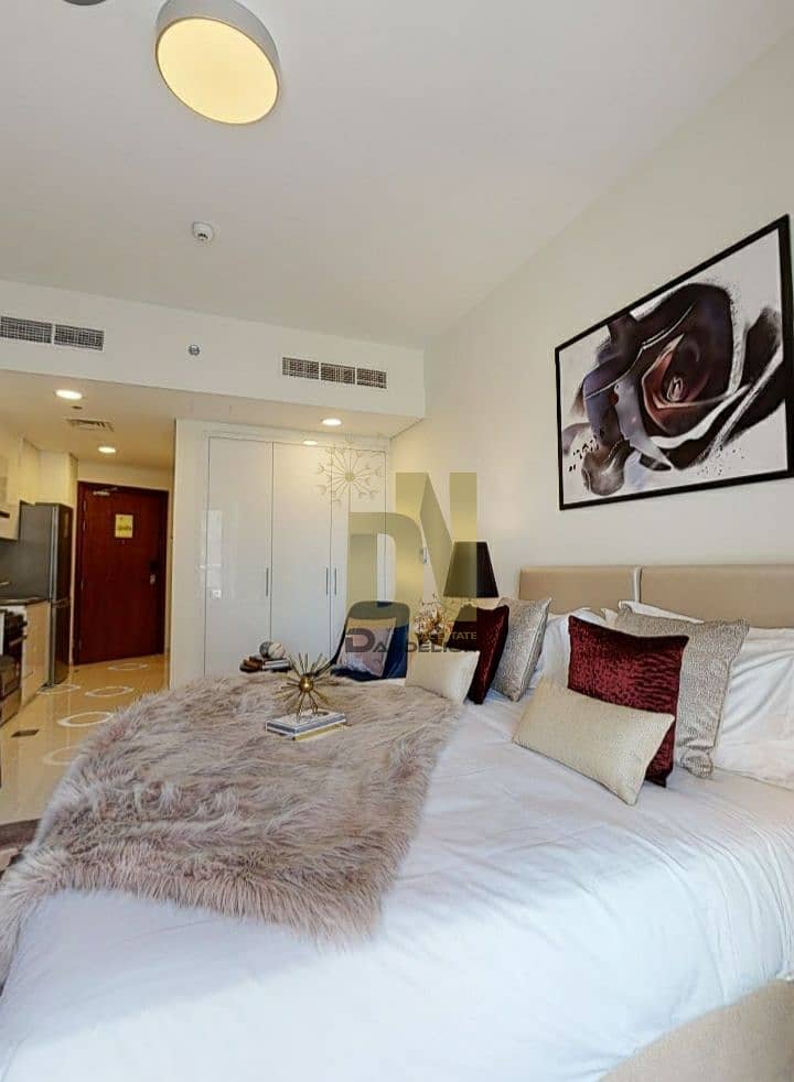 4 Gallery 3
