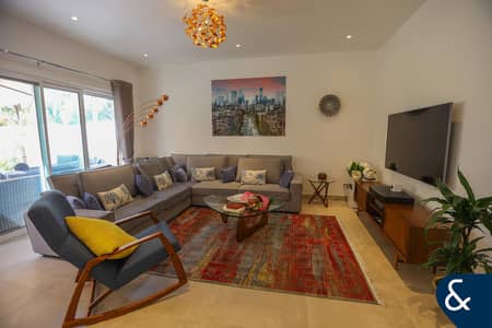 3 Bedroom Villa for Sale in The Springs, Dubai - Fully Upgraded | Backing Pool and Park | 2M