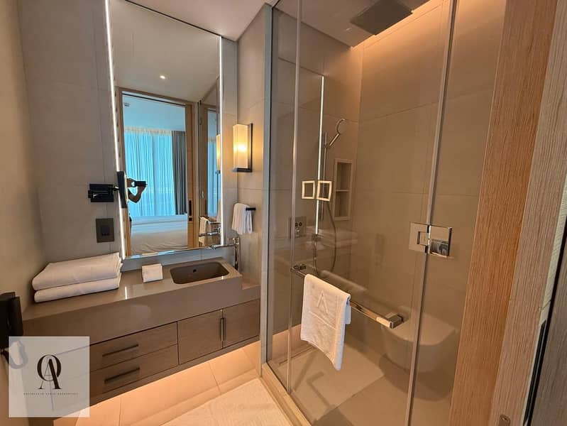 11 Bathroom 4. jpeg