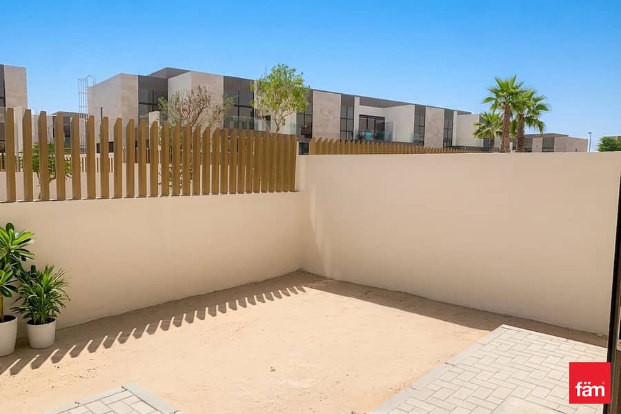 Casa adosada en Mohammed Bin Rashid City (MBR City),District 11,The Fields,Elie Saab Vie at the Fields, 4 dormitorios, 3900000 AED - 16077311 Casa adosada en Mohammed Bin Rashid City (MBR City),District 11,The Fields,Elie Saab Vie at the Fields, 4 dormitorios, 3900000 AED - 16077311