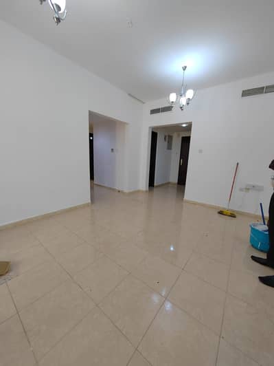 Appartement de 2 chambres à à louer à Al Qulayaah, Sharjah - 1001359326. jpg Appartement de 2 chambres à à louer à Al Qulayaah, Sharjah - 1001359326. jpg