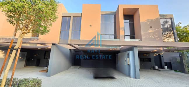 Townhouse de 2 chambres à à vendre à Tilal City, Sharjah - 20251114_163349. jpg