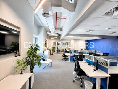 Office de  à à louer à Business Bay, Dubai - Bureau à Business Bay，Iris Bay, 300000 AED - 16077720