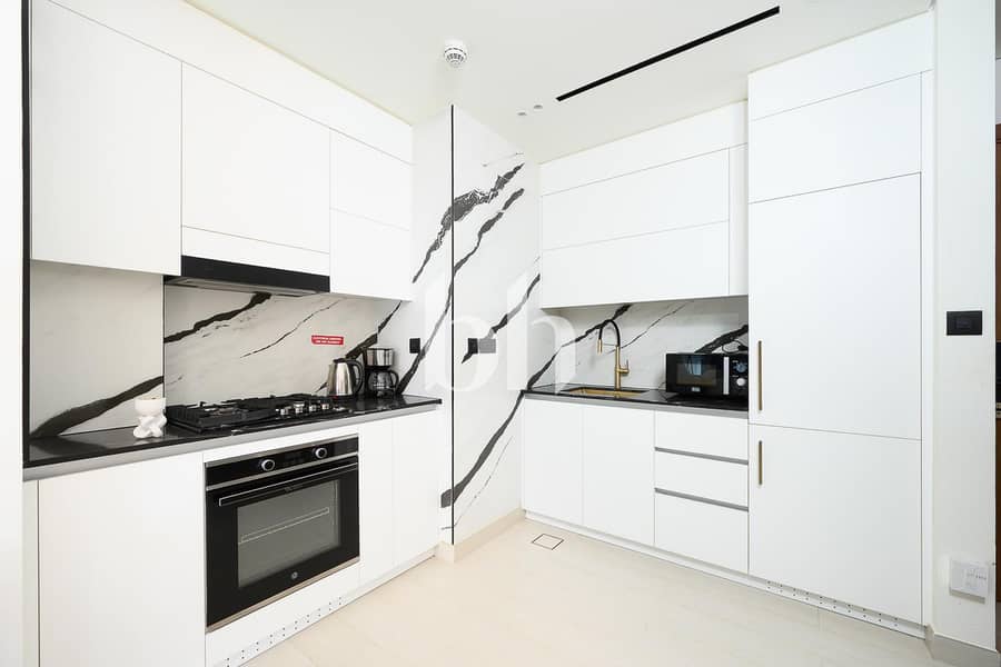 6 images image img