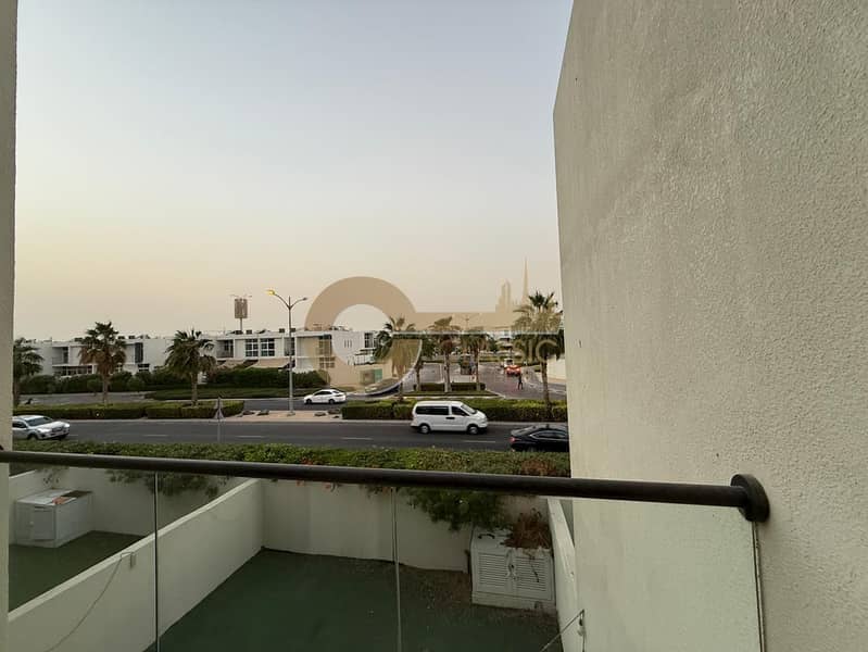 20 WhatsApp Image 2025-11-04 at 17.44. 18 (1). jpeg