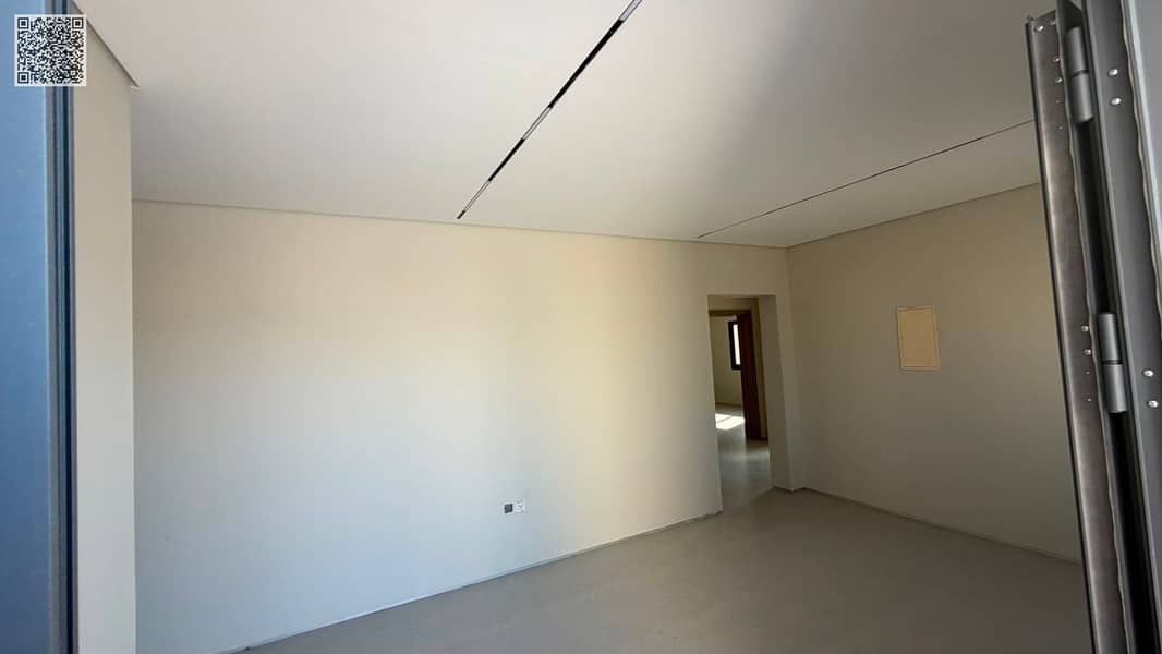 3 0ce4cdf4-ec7f-4dd9-83f2-acd35d062d46. jpg