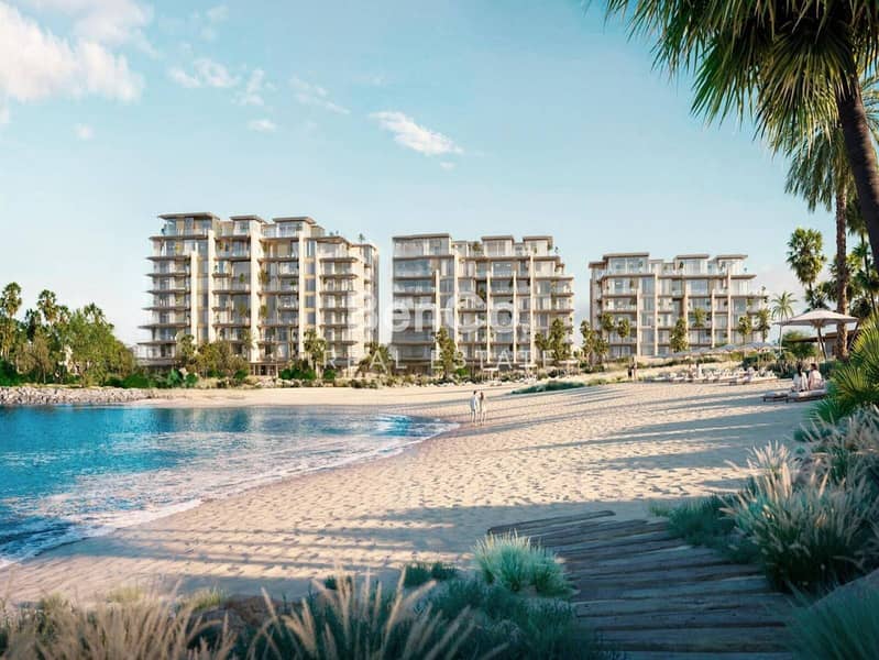 4 Bedrooms | OP | Sea View | Most Private Building 4 Bedrooms | OP | Sea View | Most Private Building