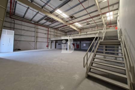 Warehouse para en Alquiler en Al Quoz, Dubai - Almacén en Al Quoz，Al Quoz Industrial Area，Al Quoz Industrial Area 2, 420000 AED - 16080083