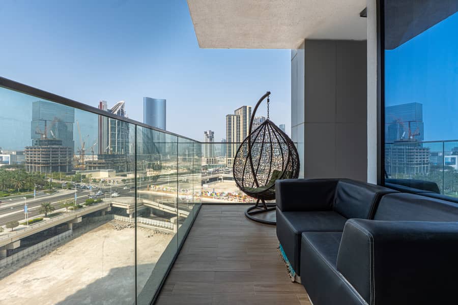 6 Balcony 3. jpg
