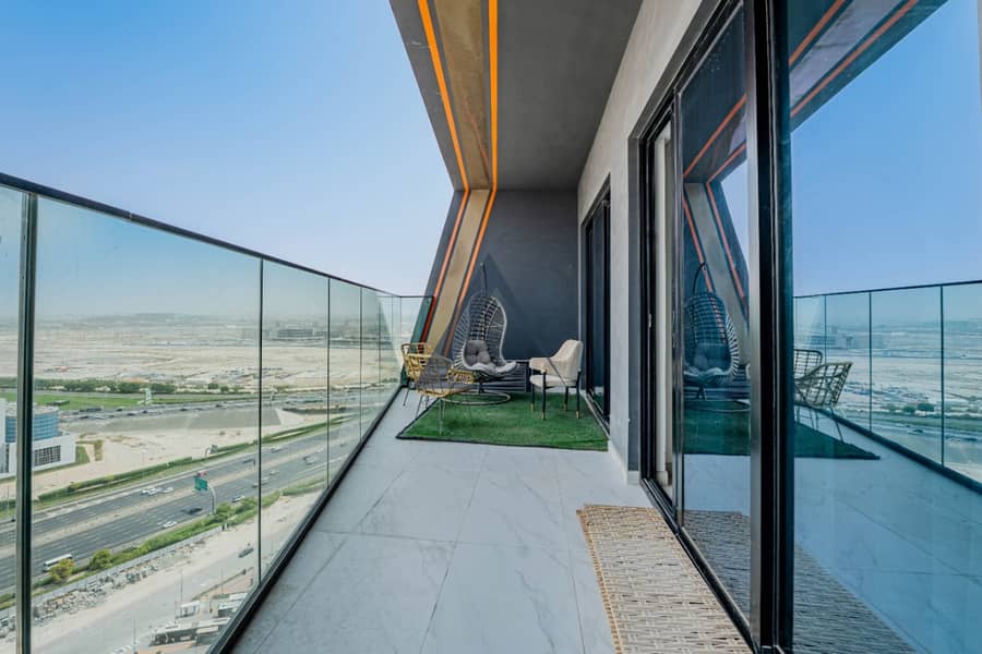 10 Property Image