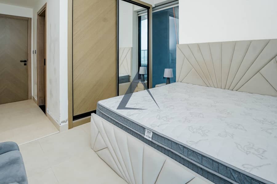 18 Property Image