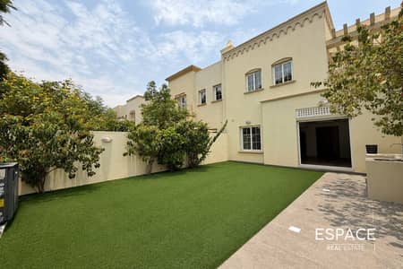 2 Bedroom Villa for Rent in The Springs, Dubai - Fully Upgraded | Type 4M | Springs 2 2 Bedroom Villa for Rent in The Springs, Dubai - Fully Upgraded | Type 4M | Springs 2