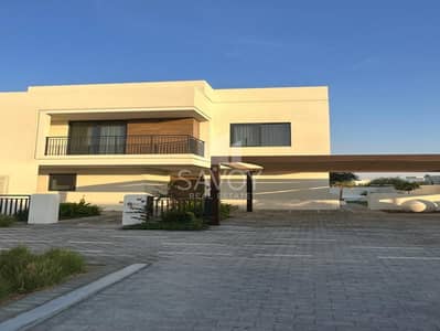 4 Bedroom Villa for Sale in Yas Island, Abu Dhabi - Single Row | Upgraded Villa | Prime Location 4 Bedroom Villa for Sale in Yas Island, Abu Dhabi - Single Row | Upgraded Villa | Prime Location