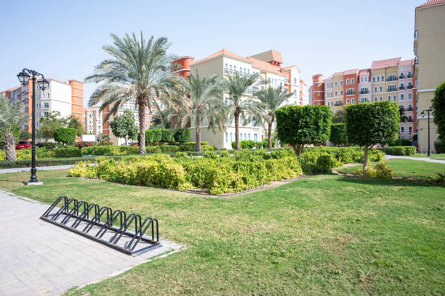32 Discovery Gardens Amenities 02. jpg