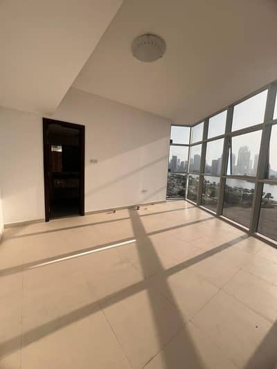 3 habitaciones Apartamento para en Alquiler en Al Majaz, Sharjah - WhatsApp Image 2026-08-05 at 19.53. 39 (1). jpeg 3 habitaciones Apartamento para en Alquiler en Al Majaz, Sharjah - WhatsApp Image 2026-08-05 at 19.53. 39 (1). jpeg