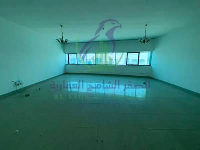 3 Bedroom Apartment for Rent in Al Mamzar, Sharjah - WhatsApp Image 2026-06-17 at 10.01. 10 AM. jpeg 3 Bedroom Apartment for Rent in Al Mamzar, Sharjah - WhatsApp Image 2026-06-17 at 10.01. 10 AM. jpeg