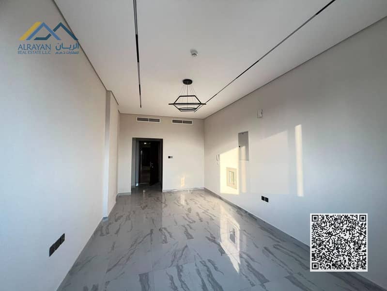 13 ed9cdebe-cd2f-4269-9587-3bfe464668ac. jpg