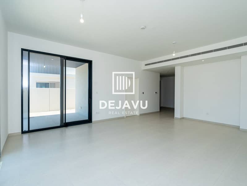 2 JAV pics of 4BR corner, living area-2. jpg