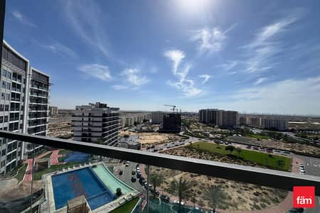 Studio zum zum Verkauf in Liwan, Dubai - Wohnung in Liwan，Wavez Residence, 570000 AED - 16083739