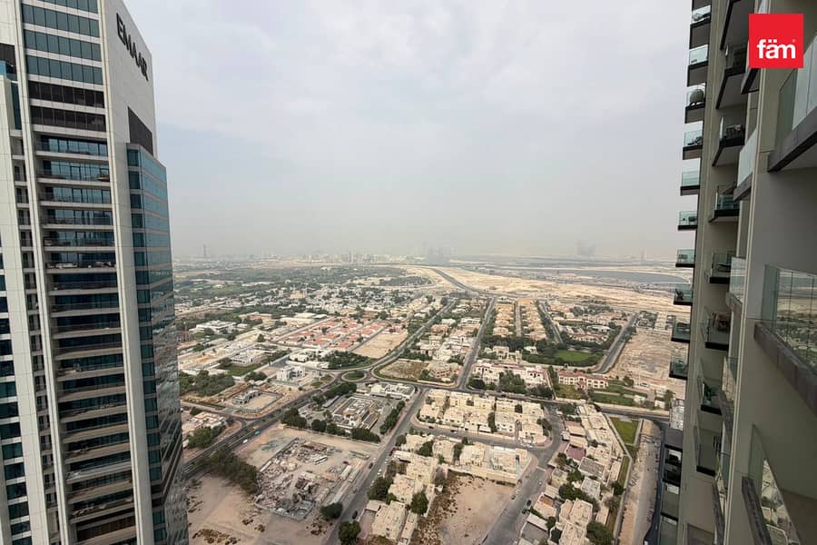 High Floor | Ready to Move | Corner Unit High Floor | Ready to Move | Corner Unit