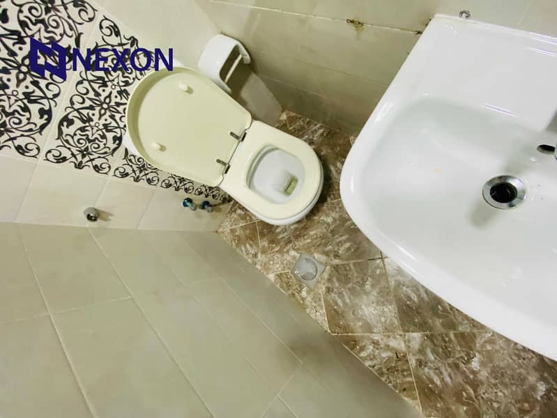 8 a2601e02-2ceb-4769-a838-5db1d89e26d5. jpg