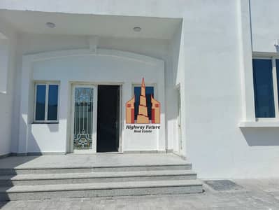 Villa zum zur Miete in Al Sabkha, Sharjah - 1000038030. jpg