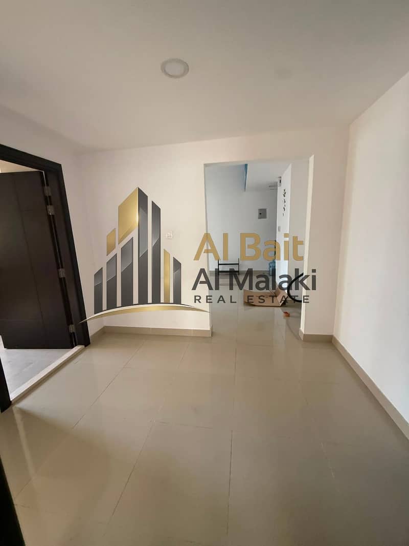 4 21653. jpg